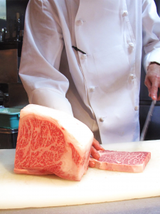 お肉カット